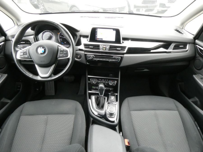 Photo 14 de l'offre de BMW SERIE 2 ACTIVE TOURER (F45) II 225XE 224cv HYBRID Rechargeable ADVANTAGE Facelift Camera Hayon EL. à 23950€ chez Mérignac auto