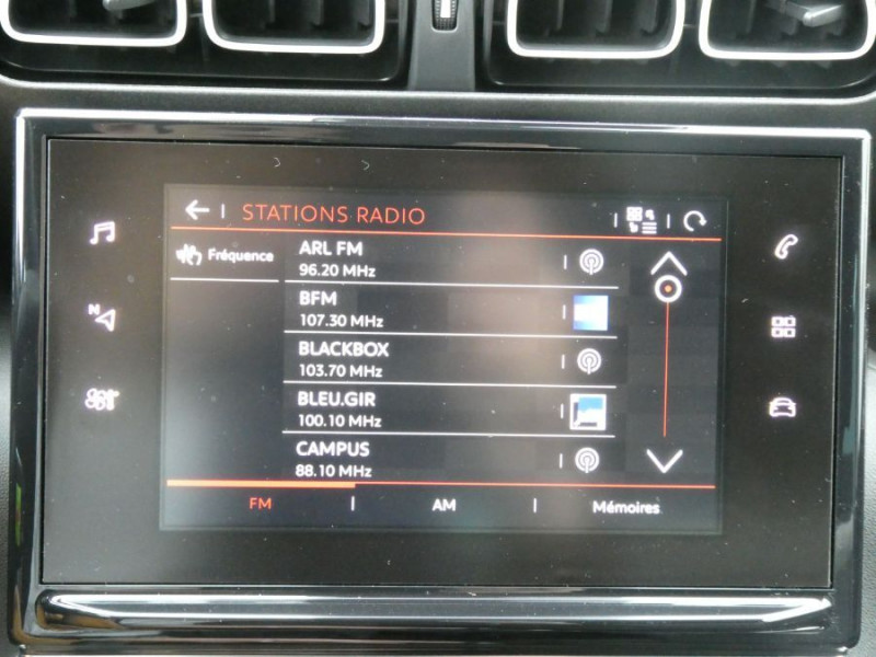 Photo 18 de l'offre de CITROEN C3 AIRCROSS 1.2 PureTech 82 SHINE GPS Stores Attel. à 16450€ chez Mérignac auto