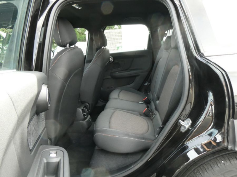 Photo 16 de l'offre de MINI COUNTRYMAN (F60) 1.5i 136 BVM6 COOPER Grand GPS JA17 Induction à 24950€ chez Mérignac auto