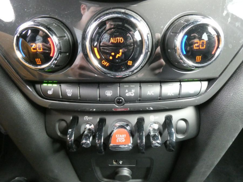 Photo 21 de l'offre de MINI COUNTRYMAN (F60) 1.5i 136 BVM6 COOPER Grand GPS JA17 Induction à 24950€ chez Mérignac auto
