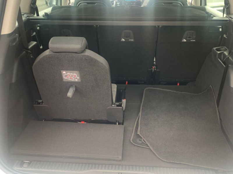 Photo 6 de l'offre de CITROEN GRAND C4 SPACETOURER 1.2 PureTech 130 BVM6 PACK ADML CarPlay SC Attel. 7PL à 21950€ chez Mérignac auto