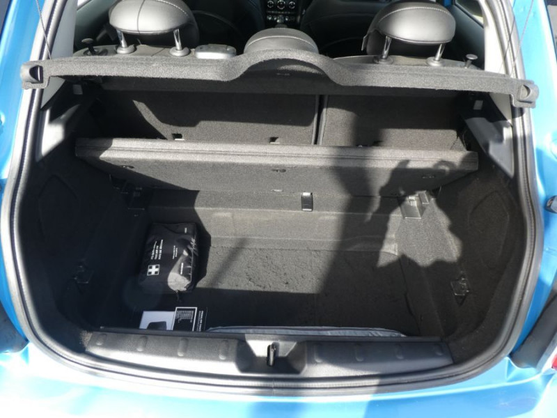 Photo 14 de l'offre de MINI MINI III (F55) 2.0 COOPER SD 170 BVA 5P RED HOT CHILI CUIR TOE à 18950€ chez Mérignac auto