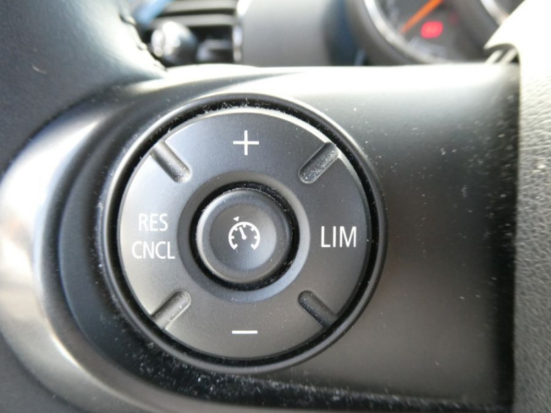 Photo 30 de l'offre de MINI CLUBMAN III 1.5 136 BVM6 COOPER GPS LED KeyLess JA17 1ère Main à 20890€ chez Mérignac auto