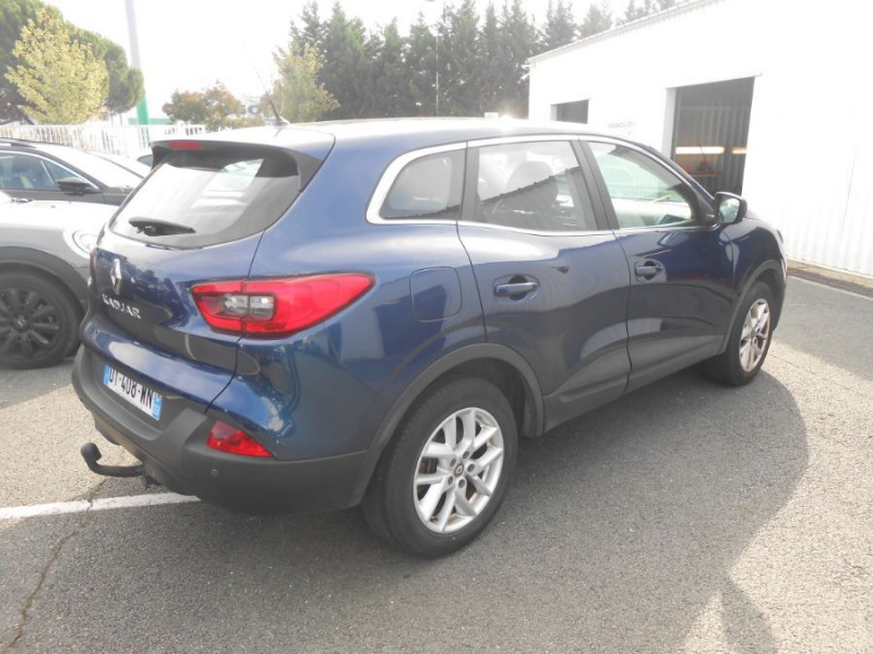Photo 3 de l'offre de RENAULT KADJAR 1.2 TCE 130 BVM6 LIFE Bluetooth LED Radar Attel. à 12450€ chez Mérignac auto