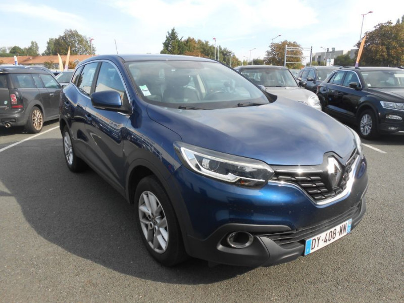 Photo 2 de l'offre de RENAULT KADJAR 1.2 TCE 130 BVM6 LIFE Bluetooth LED Radar Attel. à 12450€ chez Mérignac auto