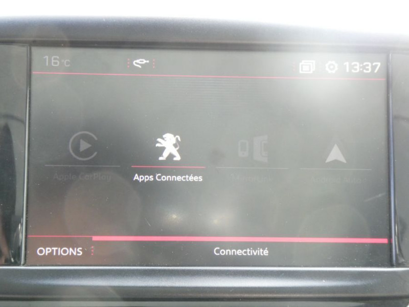 Photo 8 de l'offre de PEUGEOT 2008 1.2 PureTech 110 GT LINE TOIT Pano Grip Control à 14950€ chez Mérignac auto