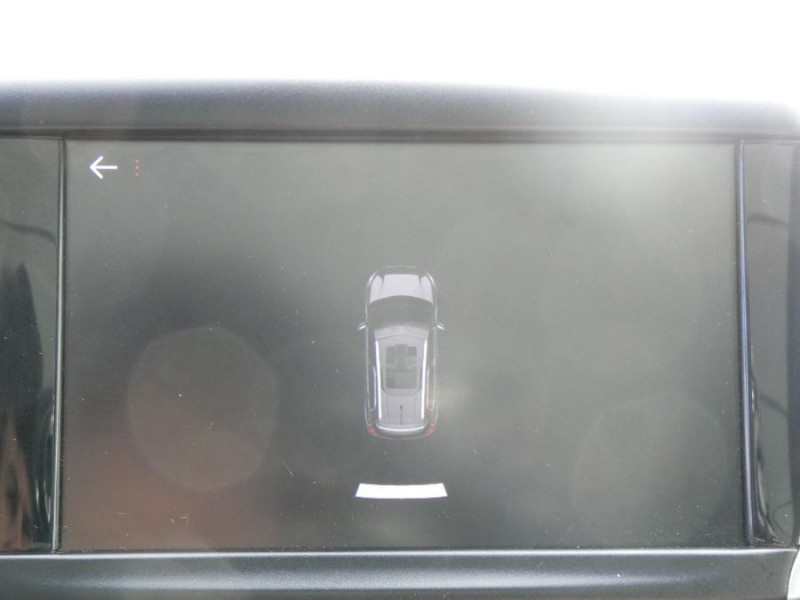 Photo 23 de l'offre de PEUGEOT 2008 1.2 PureTech 110 GT LINE TOIT Pano Grip Control à 14950€ chez Mérignac auto