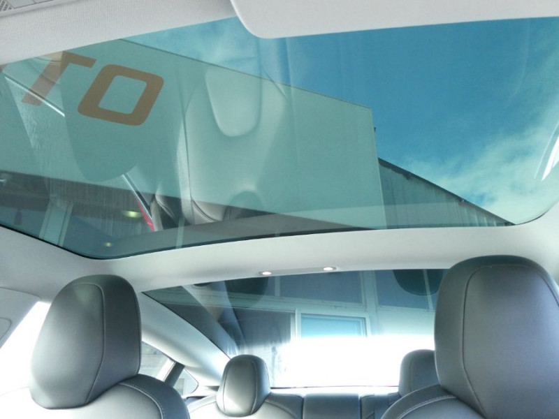 Photo 6 de l'offre de TESLA MODEL 3 DUAL MOTOR GRANDE AUTONOMIE AWD 1ère Main à 34900€ chez Mérignac auto