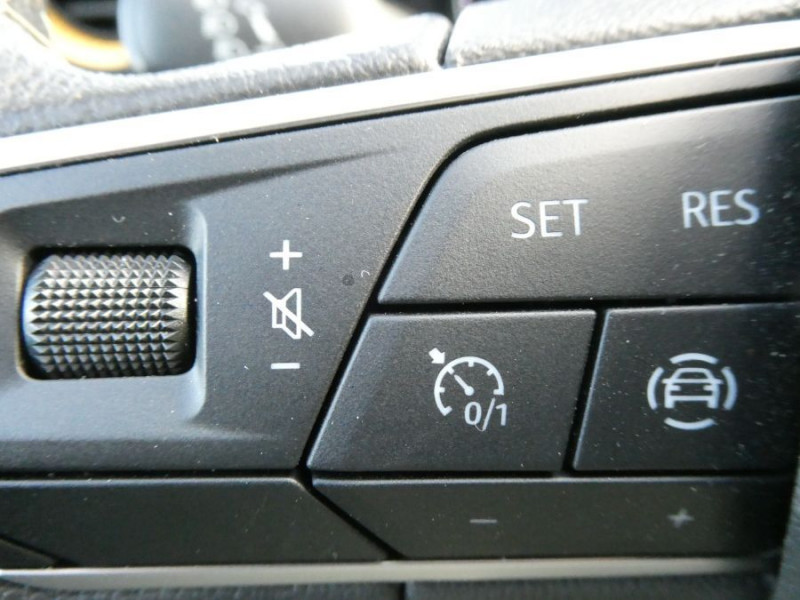 Photo 25 de l'offre de SEAT IBIZA 1.0 MPI 80 STYLE PLUS Camera Radars CarPlay... Gtie 07/26 à 17790€ chez Mérignac auto