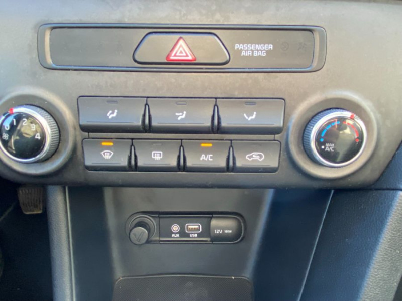 Photo 16 de l'offre de KIA SPORTAGE IV 1.7 CRDI 115 BVM6 TOIT Pano 1ère Main à 17950€ chez Mérignac auto