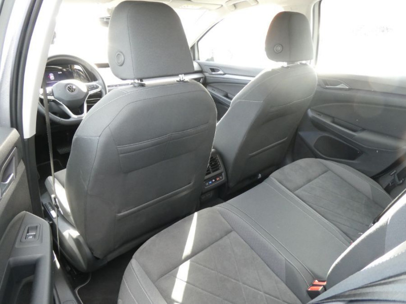 Photo 31 de l'offre de VOLKSWAGEN GOLF VIII 1.5 eTSI 150 BVA STYLE 1st Edition GPS ACC JA18 à 27950€ chez Mérignac auto