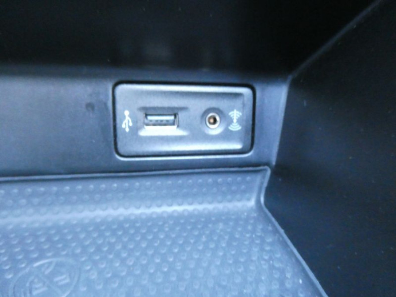 Photo 19 de l'offre de VOLKSWAGEN COCCINELLE CABRIOLET 1.2 TSI 105 BVM6 ALLSTAR GPS JA17 Camera Radars à 24750€ chez Mérignac auto