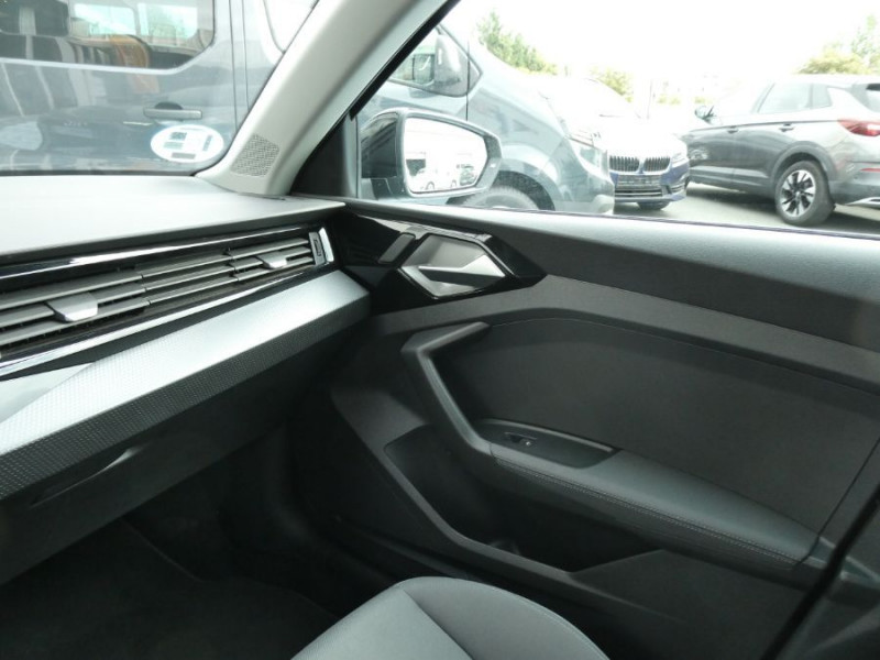 Photo 36 de l'offre de AUDI A1 SPORTBACK II 30 TFSI 110 S tronic 7 Pack Ext. S LINE JA17 Camera Radars à 28950€ chez Mérignac auto