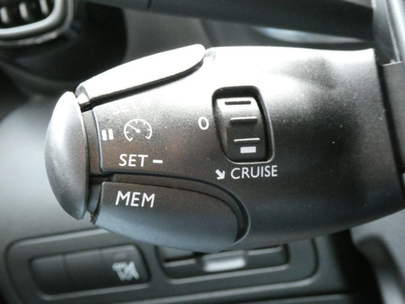 Photo 30 de l'offre de CITROEN C3 AIRCROSS 1.2 PureTech 130 BVM6 SHINE Camera Radars JA17 ADML à 16350€ chez Mérignac auto