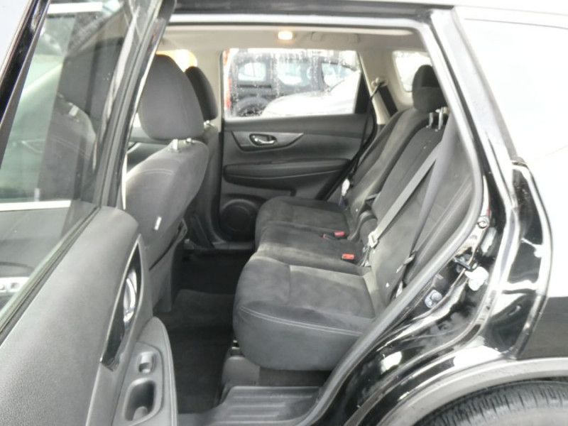 Photo 15 de l'offre de NISSAN X-TRAIL 1.6 DCI 130 XTRONIC N-CONNECTA Camera Hayon EL. Attel. 5PL à 19490€ chez Mérignac auto