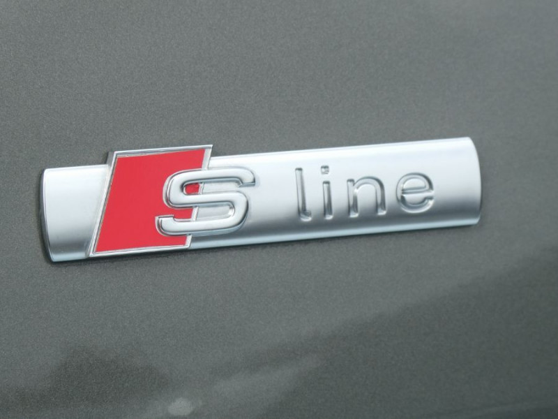 Photo 9 de l'offre de AUDI A1 SPORTBACK II 30 TFSI 110 S tronic 7 Pack Ext. S LINE JA17 Camera Radars à 28950€ chez Mérignac auto