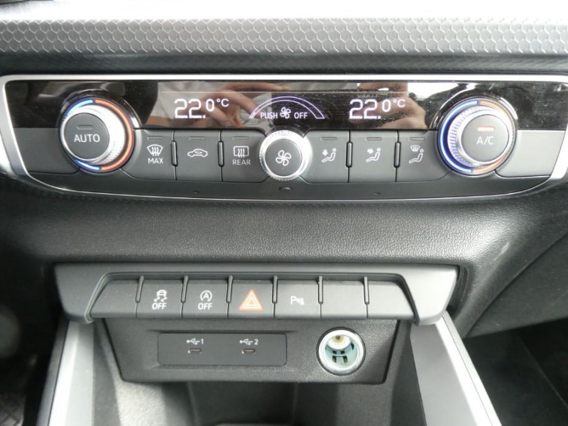 Photo 29 de l'offre de AUDI A1 SPORTBACK II 30 TFSI 110 S tronic 7 Pack Ext. S LINE JA17 Camera Radars à 28950€ chez Mérignac auto