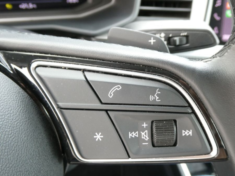 Photo 24 de l'offre de AUDI A1 SPORTBACK II 30 TFSI 110 S tronic 7 Pack Ext. S LINE JA17 Camera Radars à 28950€ chez Mérignac auto