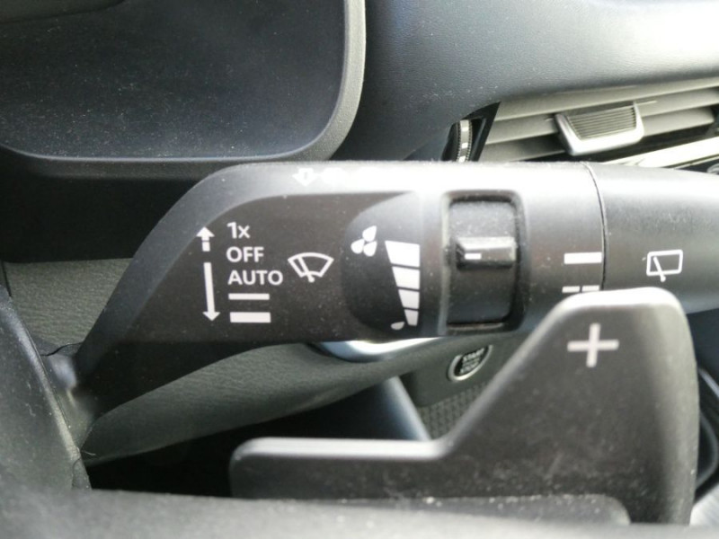 Photo 35 de l'offre de NISSAN QASHQAI 1.3 HYBRID 158 Xtronic 2WD TEKNA CUIR TOIT Pano à 29450€ chez Mérignac auto