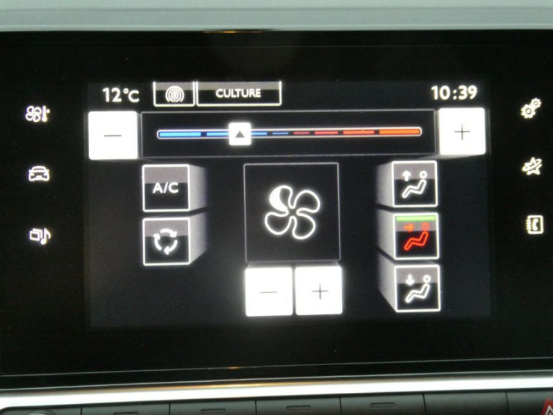 Photo 24 de l'offre de CITROEN C4 CACTUS 1.2 PureTech 82 FEEL Bluetooth SANS CLIM à 9950€ chez Mérignac auto