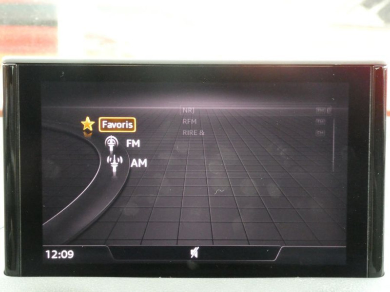 Photo 29 de l'offre de AUDI Q2 2.0 TDI 150 S Tronic SPORT QUATTRO GPS Full LED à 22990€ chez Mérignac auto