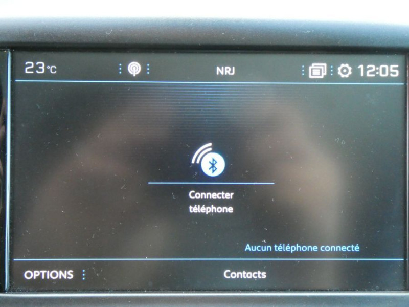 Photo 21 de l'offre de PEUGEOT 208 1.2 PureTech 82 SIGNATURE GPS Radar RER à 12450€ chez Mérignac auto