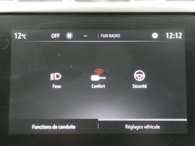 Photo 16 de l'offre de OPEL CORSA VI 1.2 Turbo 100 BVM6 ELEGANCE Camera Radars CarPlay JA16 à 13850€ chez Mérignac auto