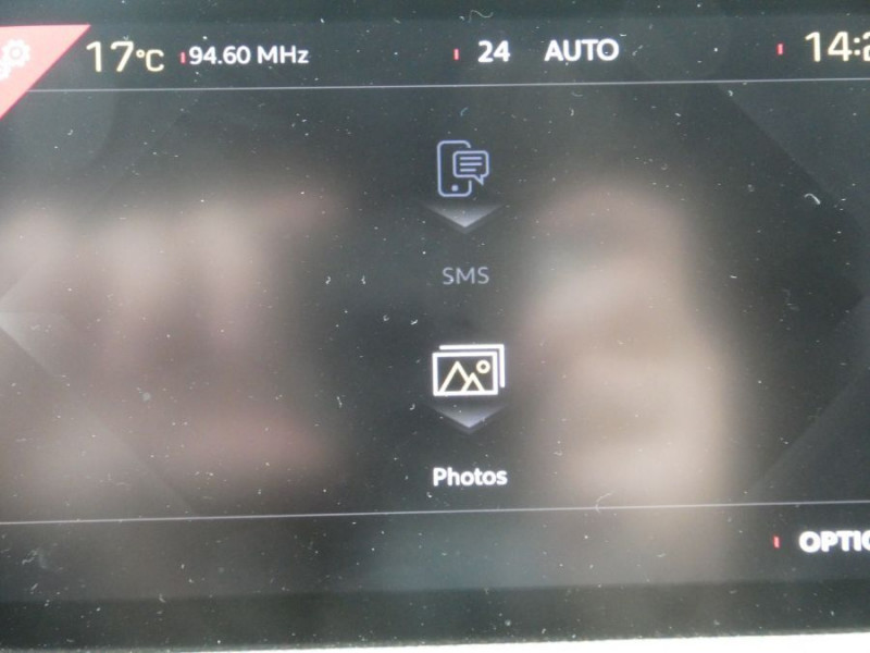 Photo 29 de l'offre de DS DS3 CROSSBACK 1.5 BlueHDi 100 BVM6 SO CHIC JA17 KeyLess CarPlay à 20950€ chez Mérignac auto