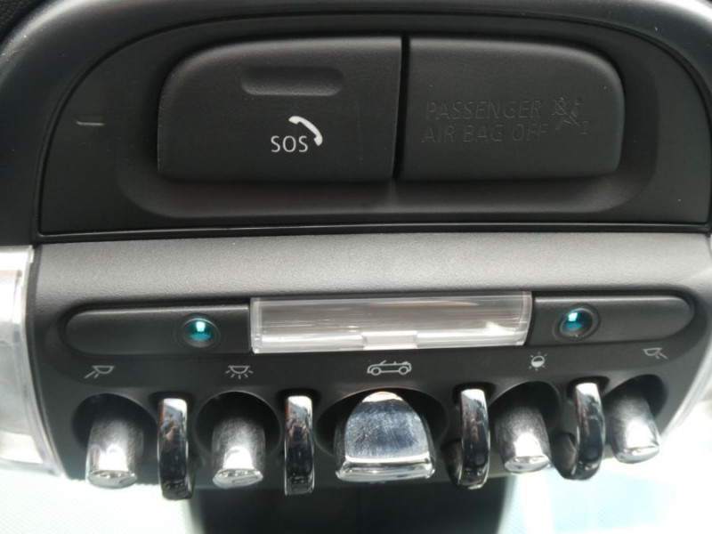 Photo 31 de l'offre de MINI MINI CABRIOLET III 1.5i 136 BVA7 (F56) COOPER Black Pack Camera LED HUD Key Less SC... à 31850€ chez Mérignac auto