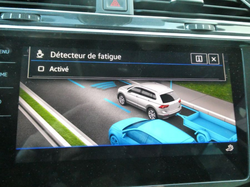 Photo 26 de l'offre de VOLKSWAGEN TIGUAN II (2) 2.0 TDI 150 DSG 2WD ELEGANCE GPS Camera ACC Attel. à 34890€ chez Mérignac auto