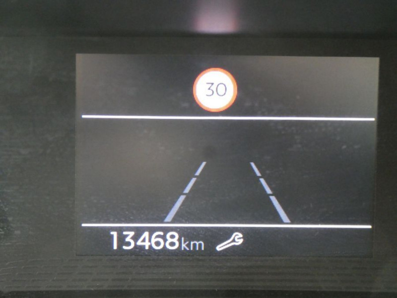 Photo 25 de l'offre de PEUGEOT 2008 II 1.2 PureTech 100 BVM6 ALLURE GPS à 20450€ chez Mérignac auto