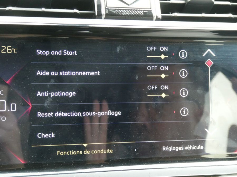 Photo 22 de l'offre de DS DS7 CROSSBACK 1.5 BlueHDi 130 EAT8 PERFORMANCE LINE GPS à 31890€ chez Mérignac auto
