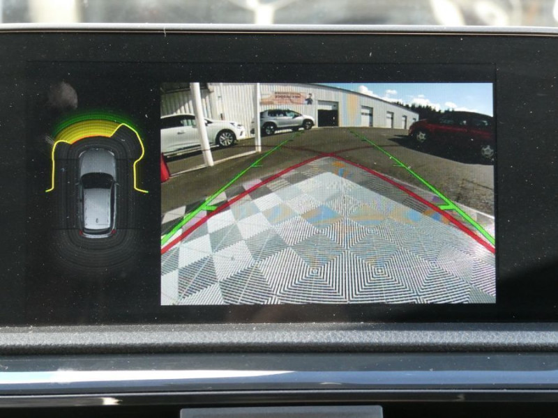 Photo 27 de l'offre de BMW SERIE 1 (F20) 116DA URBAN CHIC GPS Camera Key Less à 17450€ chez Mérignac auto