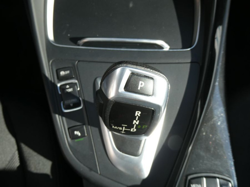 Photo 30 de l'offre de BMW SERIE 1 (F20) 116DA URBAN CHIC GPS Camera Key Less à 17450€ chez Mérignac auto