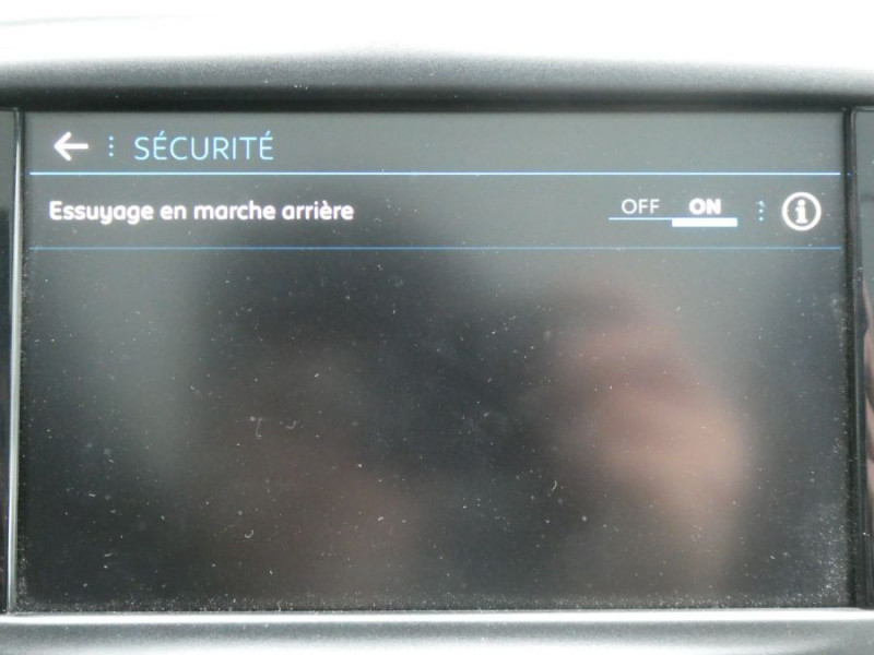 Photo 21 de l'offre de PEUGEOT 2008 1.2 PureTech 130 BVM6 Ph2 ALLURE TOIT Pano GPS Camera Grip.C. à 14950€ chez Mérignac auto