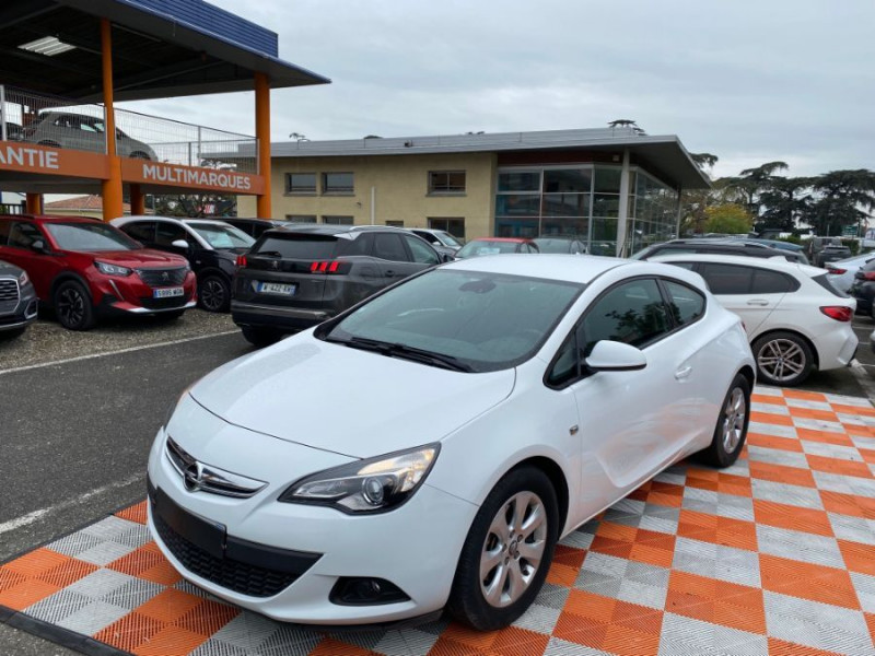 Opel ASTRA GTC 1.4 TURBO 120 BVM6 EDITION 1ère Main ESSENCE BLANCHE Occasion à vendre