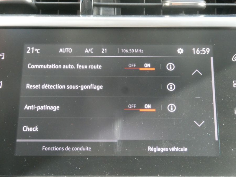 Photo 18 de l'offre de OPEL CORSA VI 1.5 Diesel 100 BVM6 PACK SPORT ELEGANCE TOIT Pano Camera CarPlay à 16790€ chez Mérignac auto