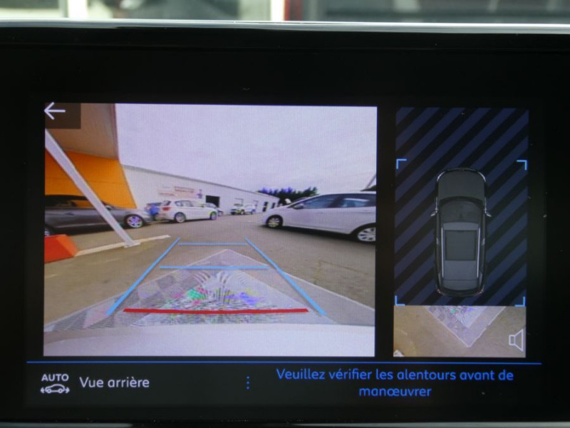 Photo 6 de l'offre de PEUGEOT 2008 II 1.5 BlueHDi 110 BVM6 STYLE Camera CarPlay à 21290€ chez Mérignac auto