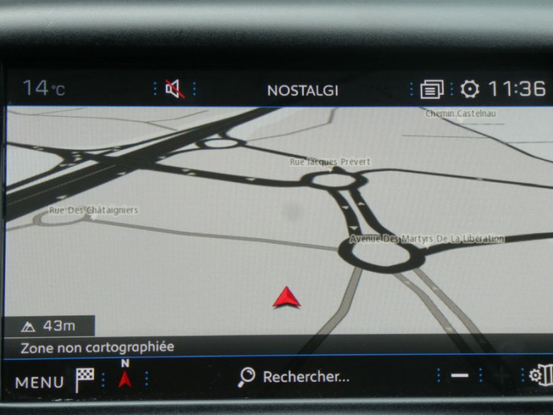 Photo 6 de l'offre de PEUGEOT 208 1.2 PureTech 82 STYLE GPS Privacy Glass Carplay à 10450€ chez Mérignac auto