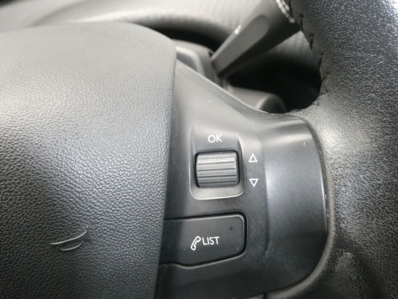 Photo 28 de l'offre de PEUGEOT 208 1.2 PureTech 82 STYLE GPS Privacy Glass Carplay à 10450€ chez Mérignac auto