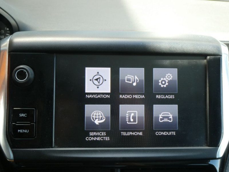 Photo 19 de l'offre de PEUGEOT 208 1.2 PureTech 82 STYLE GPS Privacy Glass Carplay à 11250€ chez Mérignac auto