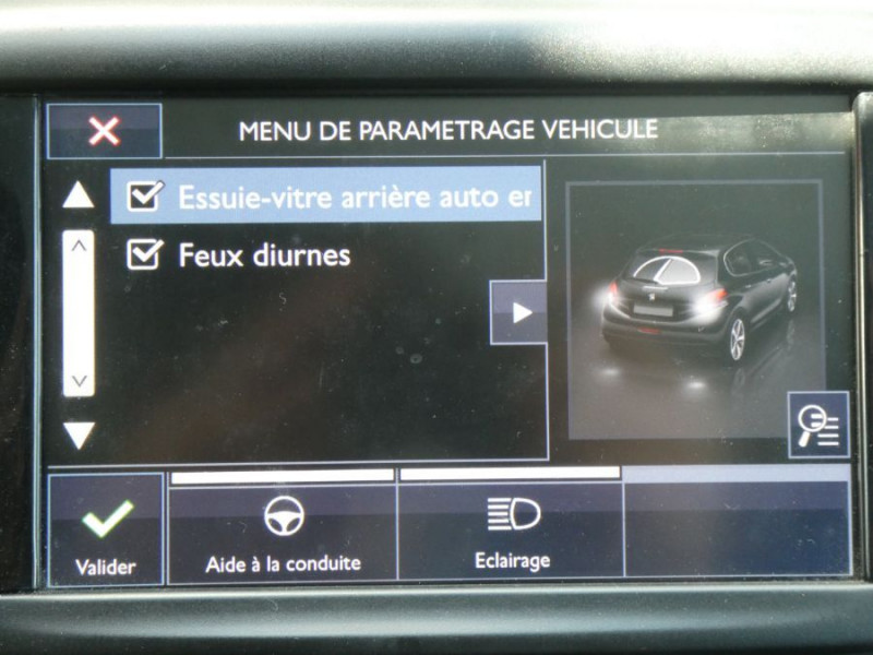 Photo 17 de l'offre de PEUGEOT 208 1.2 PureTech 82 STYLE GPS Privacy Glass Carplay à 11250€ chez Mérignac auto