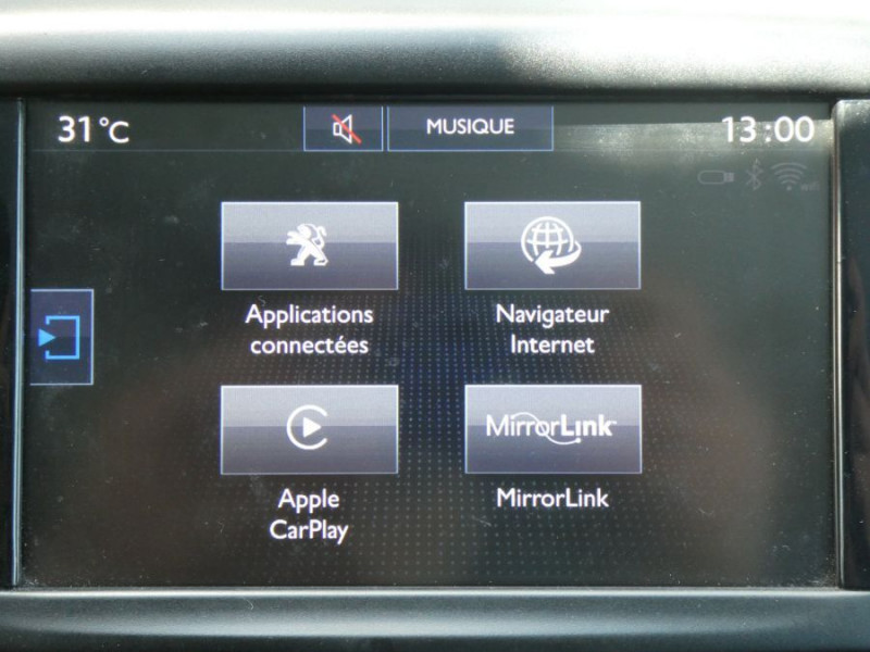 Photo 21 de l'offre de PEUGEOT 208 1.2 PureTech 82 STYLE GPS Privacy Glass Carplay à 11250€ chez Mérignac auto