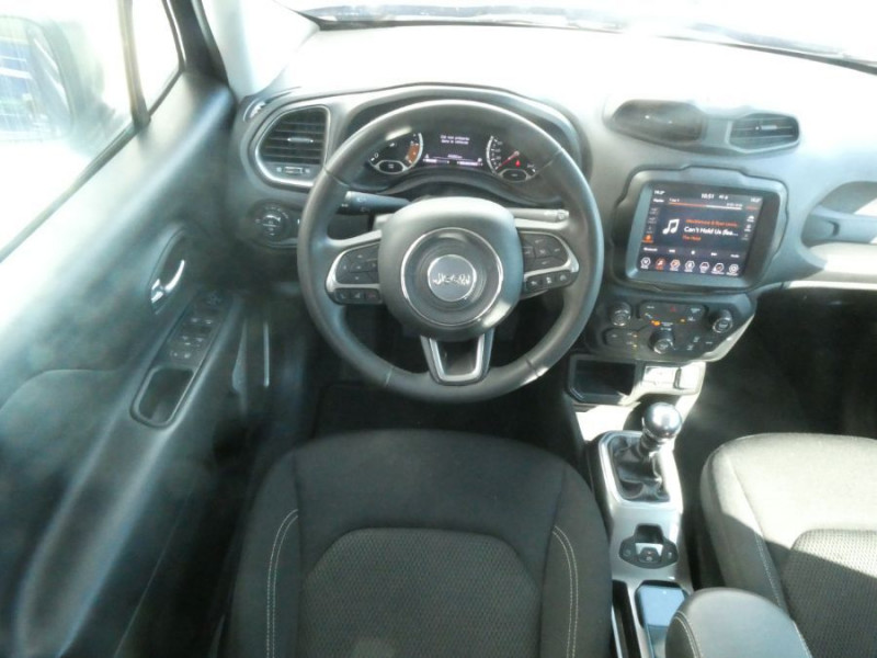 Photo 4 de l'offre de JEEP RENEGADE 1.6 MultiJet D 130 BVM6 LIMITED GPS Radars à 19490€ chez Mérignac auto