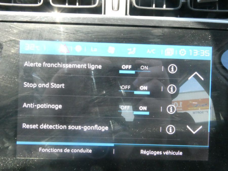 Photo 20 de l'offre de CITROEN C3 III NEW 1.2 PureTech 83 FEEL PACK GPS Clim Auto RER LED à 12480€ chez Mérignac auto