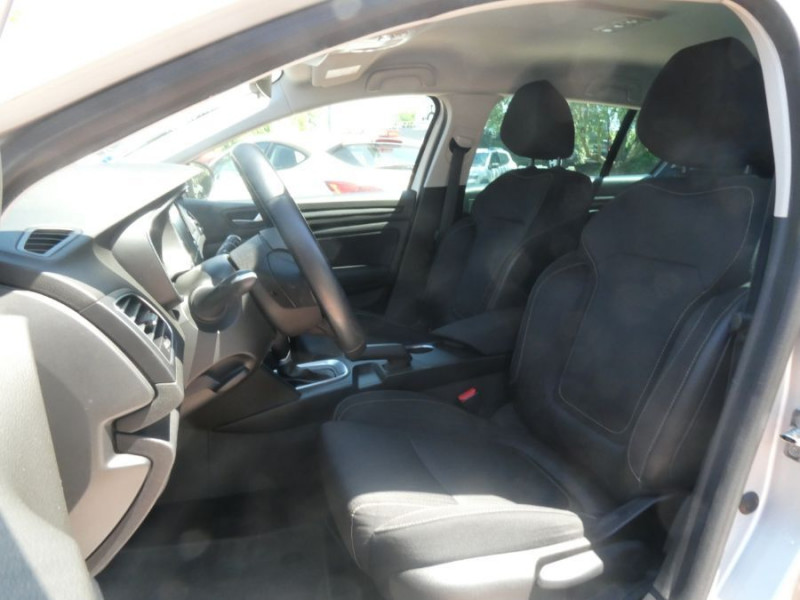 Photo 5 de l'offre de RENAULT MEGANE ESTATE IV 1.5 DCI 110 EDC BUSINESS GPS Radars à 12950€ chez Mérignac auto