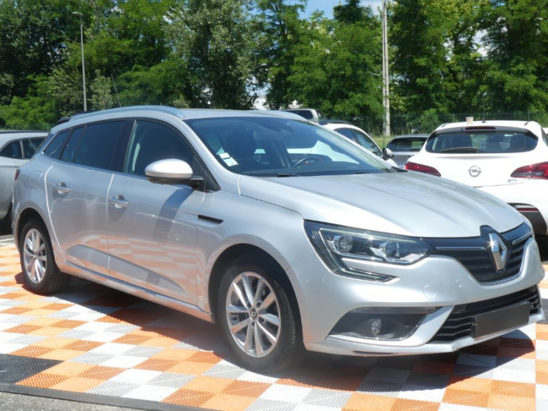 Photo 2 de l'offre de RENAULT MEGANE ESTATE IV 1.5 DCI 110 EDC BUSINESS GPS Radars à 12950€ chez Mérignac auto