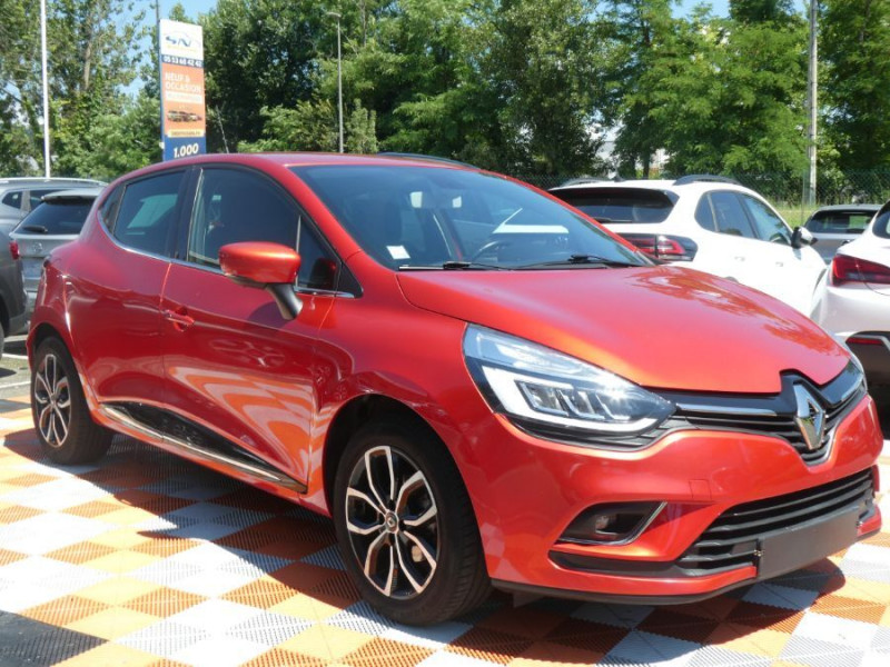 Photo 2 de l'offre de RENAULT CLIO IV 0.9 TCE 90 GENERATION GPS Carte ML JA16 Radar à 11950€ chez Mérignac auto