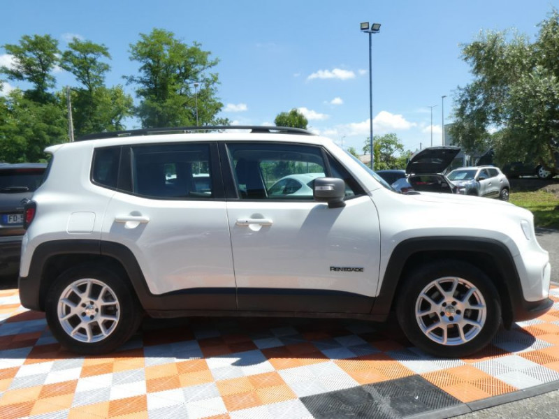 Photo 38 de l'offre de JEEP RENEGADE 1.6 MultiJet D 130 BVM6 LIMITED GPS Radars à 19490€ chez Mérignac auto