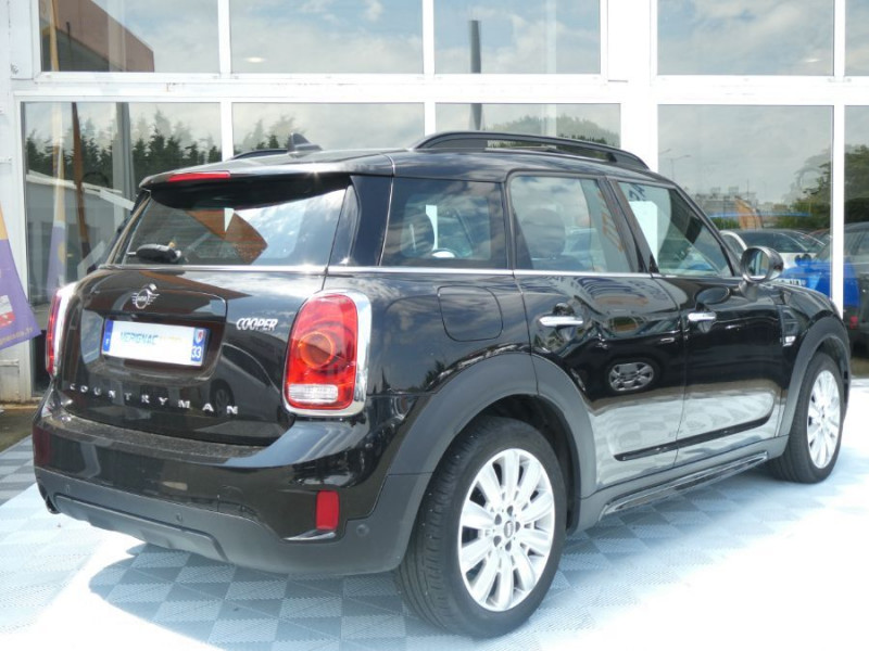 Photo 2 de l'offre de MINI COUNTRYMAN (F60) 1.5i 136 BVA6 OAKWOOD TOIT Ouvrant Camera GPS JA18 à 24490€ chez Mérignac auto